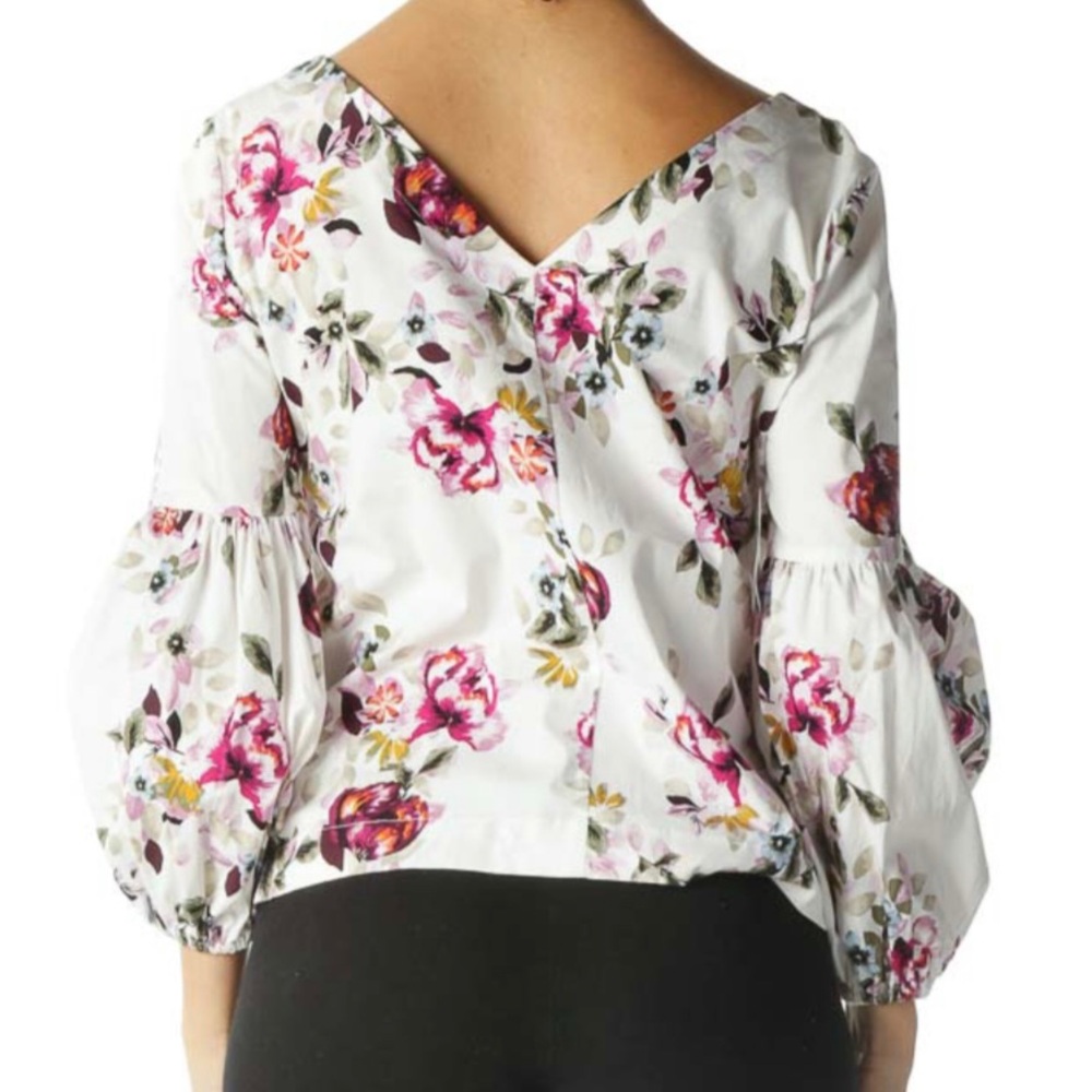 White House Black Market Floral Blouse Size 0 White Pink Bell Sleeve - Picture 2 of 12